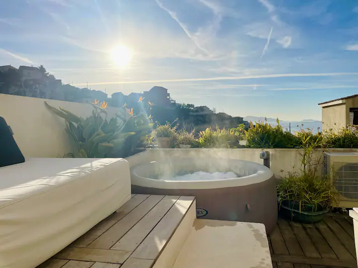 terrasse vue mer Estaque jacuzzi